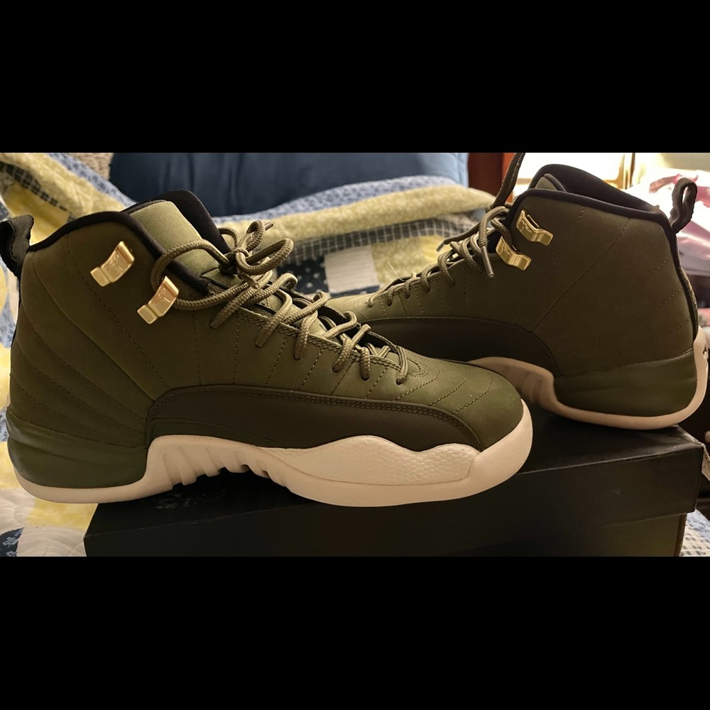 Air Jordan 12 Retro 6.5 Youth